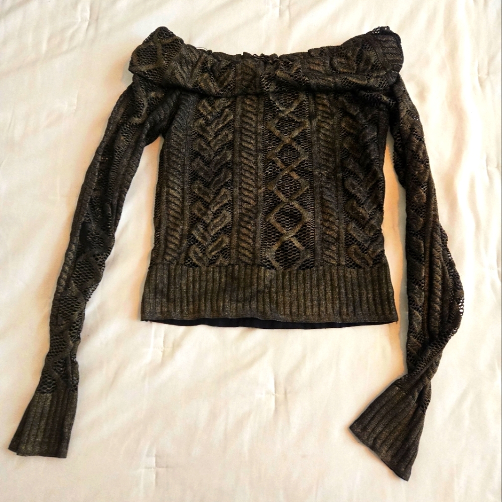 Black and gold top